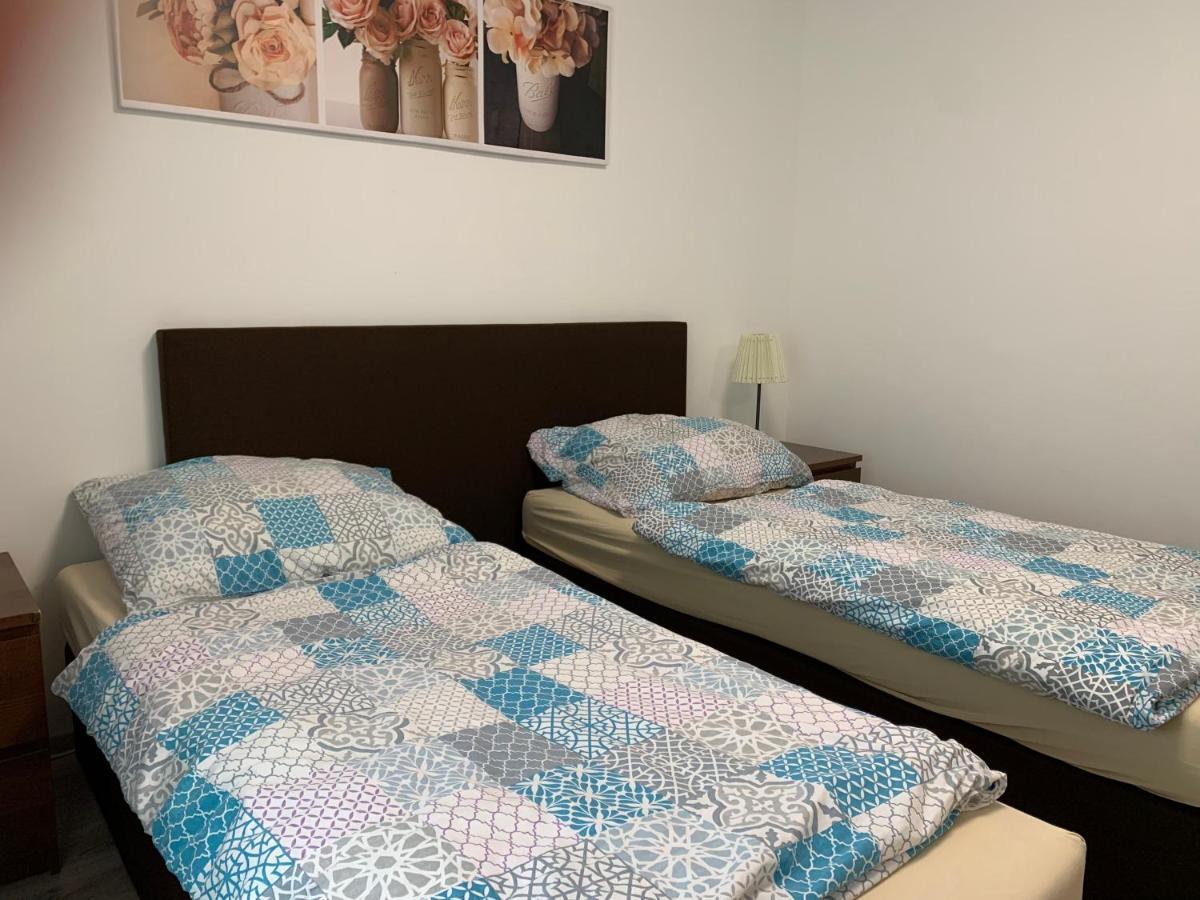 Apartament TT10 Botanicka Trnava Bagian luar foto