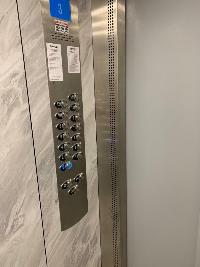 Apartament TT10 Botanicka Trnava Bagian luar foto